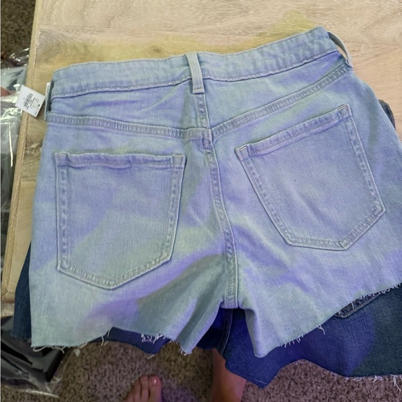 Old navy NWT denim short bundle two pairs size 4 - Picture 3 of 4
